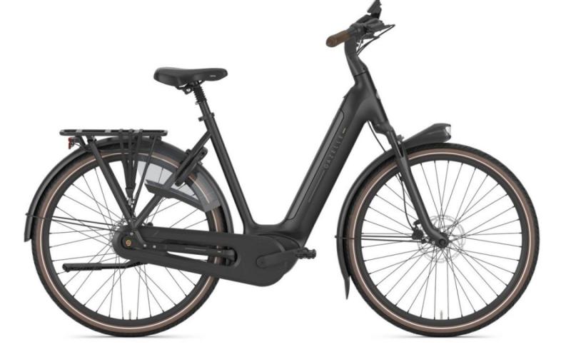 <p>Ga erop uit. Met de Grenoble C8+ is elke rit comfortabel; rechtop fietsen, soepele ondersteuning en een gemakkelijke instap. De extra aandacht voor integratie van kabels, accu en verlichting geeft de Grenoble een elegante uitstraling.</p>